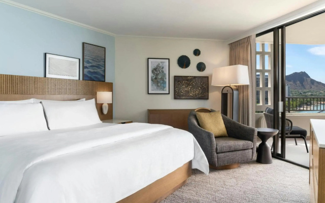 Moana Surfrider, A Westin Resort & Spa, Waikiki Beach