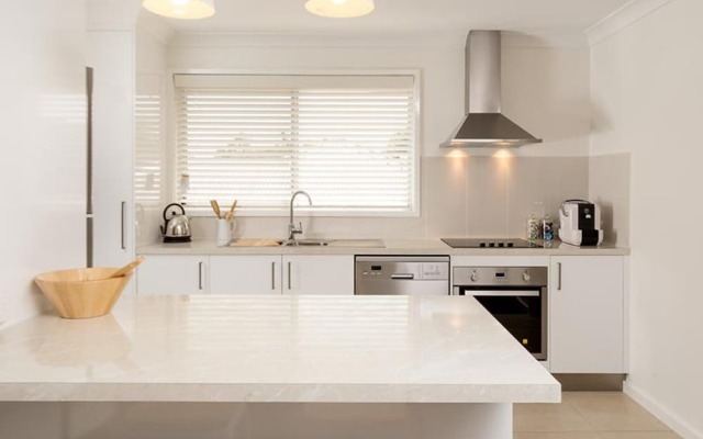 Living in Luxury - Central & Sophisticated