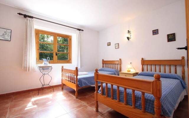 Villa - 4 Bedrooms with Pool and WiFi - 103147