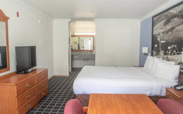 Super 8 By Wyndham Willits