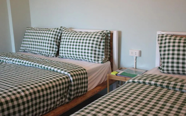 The Leaf Service Apartment