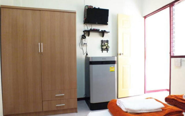 Bansuanchokdee Hotel