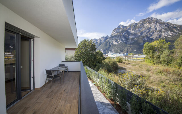 Riva Lake lodge