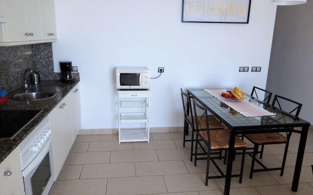 Apartment Poris with Sea View and Pool