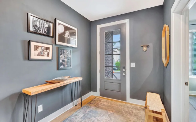 Rooftop Deck Shuffleboard BBQ Near Downtown