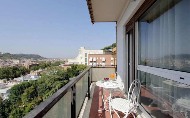 Vatican Museum Apartment with Terrace