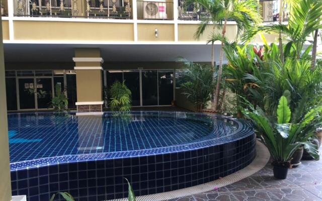 Pratumnak 1 bed Condo With sea View