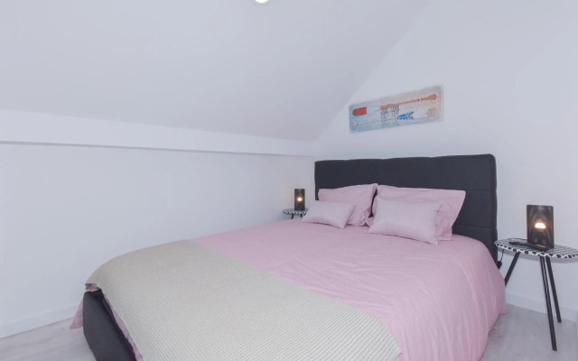 Near The Beach Apartments