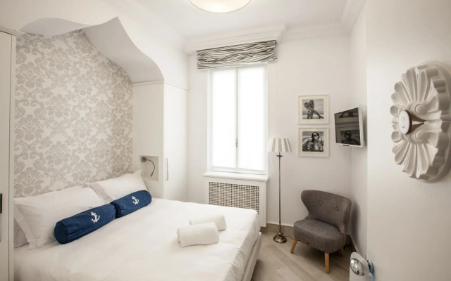 Marina Hotel Charming Rooms