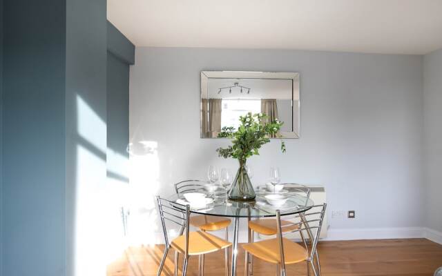 Little Bloomsbury House