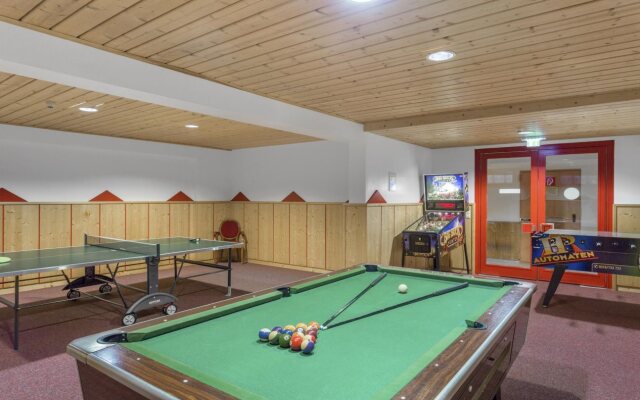 The Alpine Club