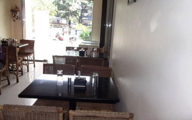 Hotel Lokesh