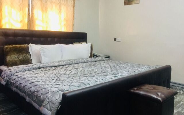 Platinum Inn Gee Hotel Ikoyi