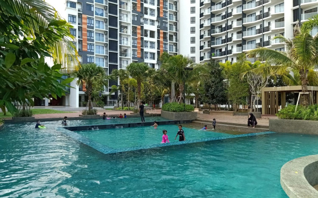 Desiran @ Timurbay - seafront studio apartment with WiFi