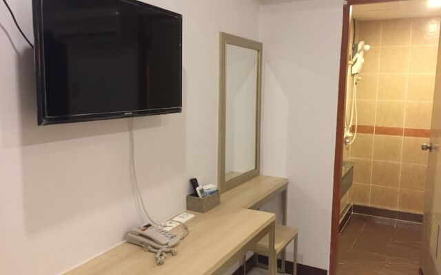 Tamarind Residences Serviced Apartment