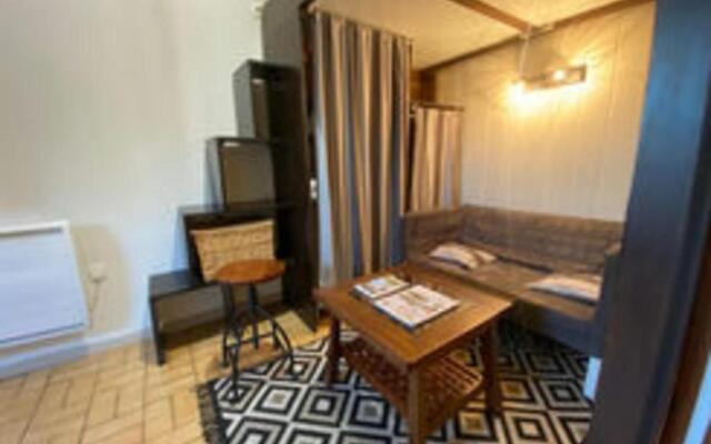 Studio At 2 Steps From The Port Of Caen!