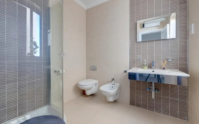 Perfect Location Idyllic 2BR Apartment