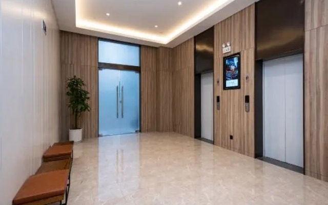 HanTing Hotel (Xingping Zhongchang Ruyicheng)