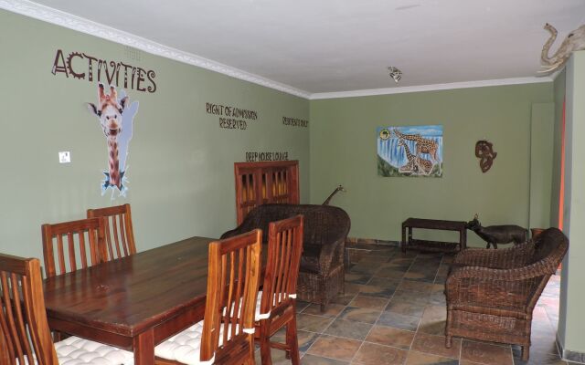 Café Zambezi House of Africa - Hostel