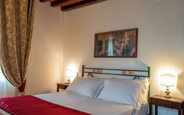 Hotel Torciano Vecchio Asilo