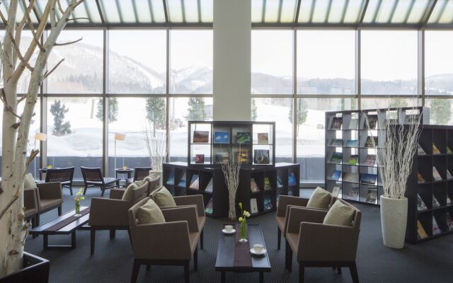 Hoshino Resorts Bandaisan Onsen Hotel