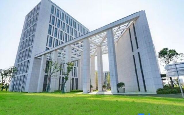 Interstellar Mei Gao Hotel