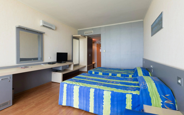 Sol Marina Palace — Adults Only over 16