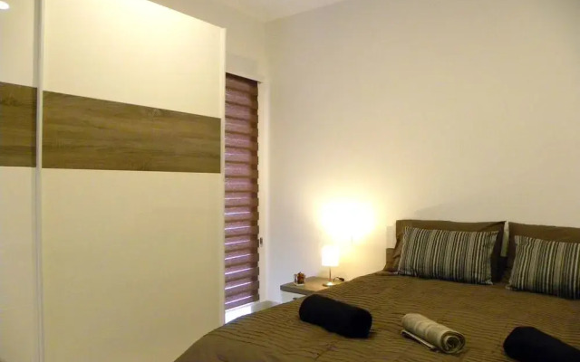 Maltese Rooms