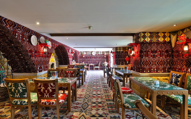 Mena Andalusia Riyadh
