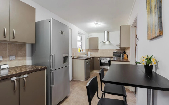Long Stay 3BR House With Parking