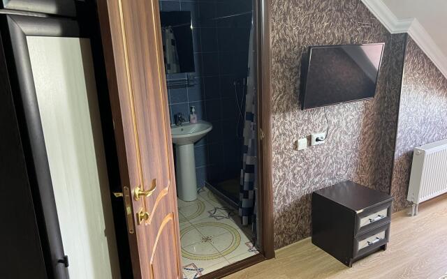 5 Seasons Mini-Hotel