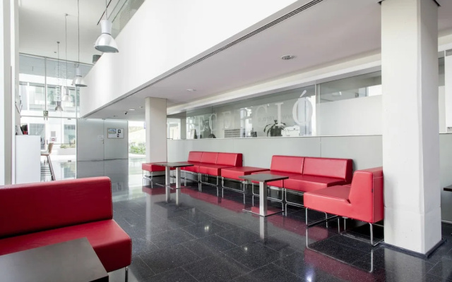 Residencia Universitaria Resa Roberto de Nobili