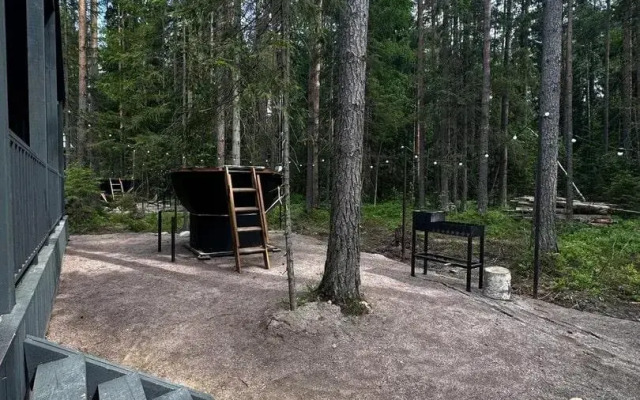 Semiozerye 32