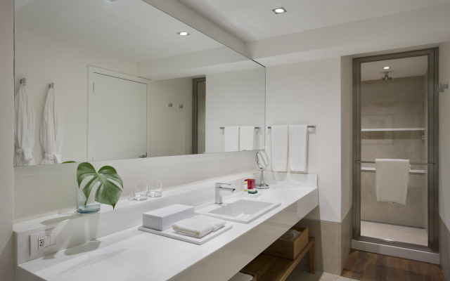 Marina All Suites Hotel