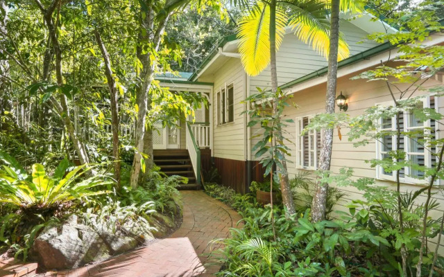 Stoney Creek Cottage