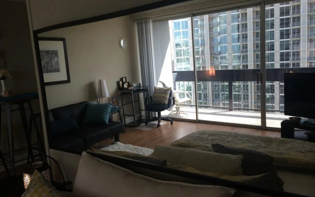 Lodgeur at Houston House