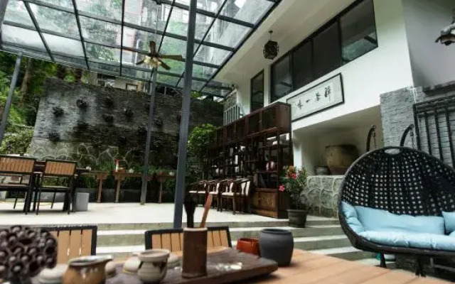 Dujiangyan Qingcheng Back Hill Liaoyuan B&B