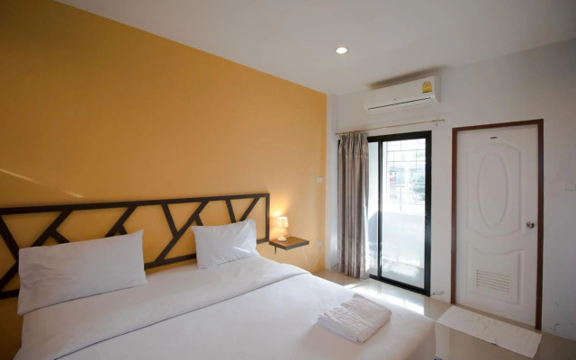Somsamai Style Apartment