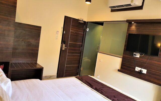 VITS Shanti Solitaire Arpora
