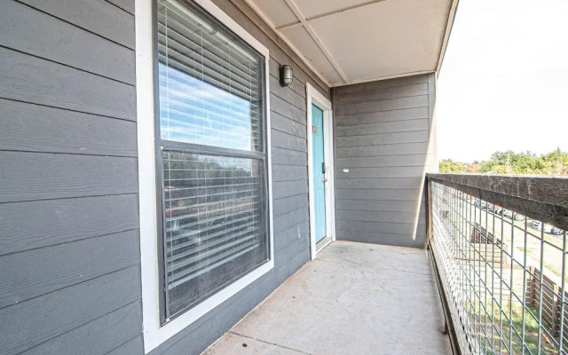 Midland Condo With Pool