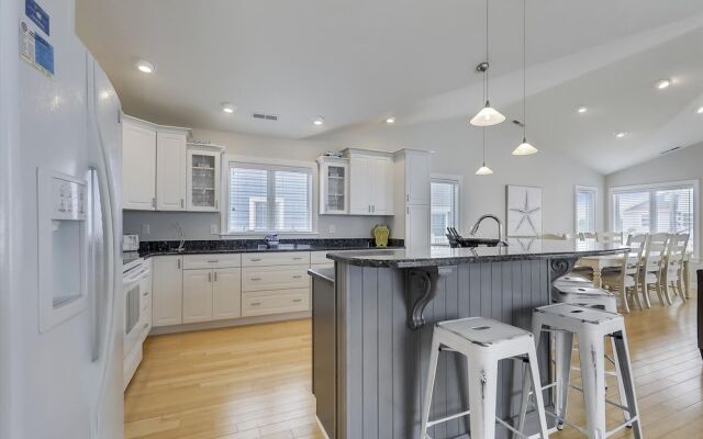 220 Oceanview Parkway by Long & Foster