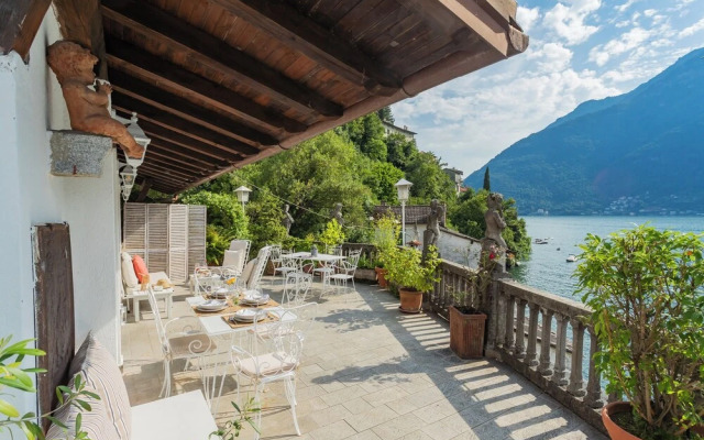 Terrace on Orrido di Nesso Waterfall by Rent all Como