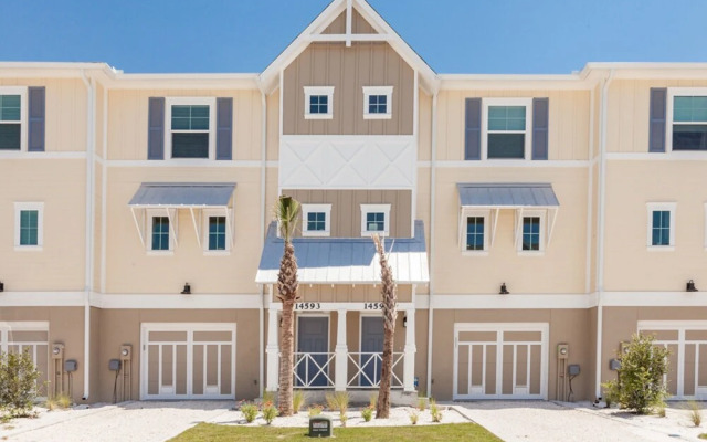 The Beach House - Townhomes at Lost Key
