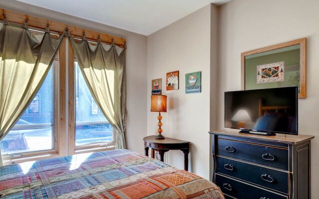 Tucker Mountain at Center Village by Copper Mountain Lodging