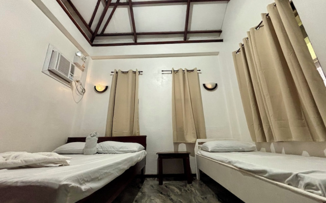Shat'S Guesthouse Siargao Near Beach