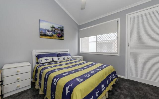 Bay Parklands, 4/2 Gowrie Avenue