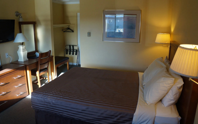 Westward Inn & Suites