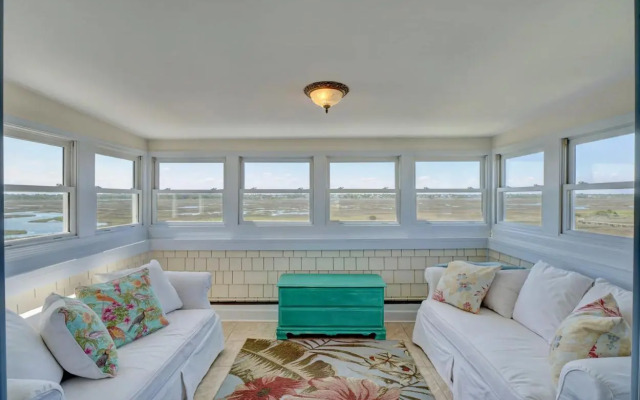 Sea Tranquility by Sea Scape Properties