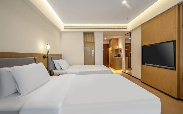 Pipaxi Hotel