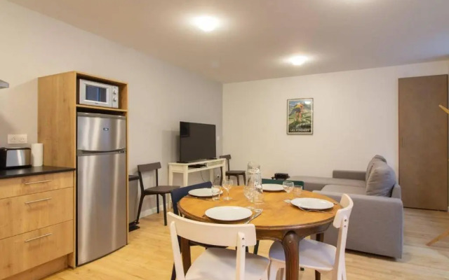 Appartement Cauterets, 4 pièces, 9 personnes - FR-1-401-181